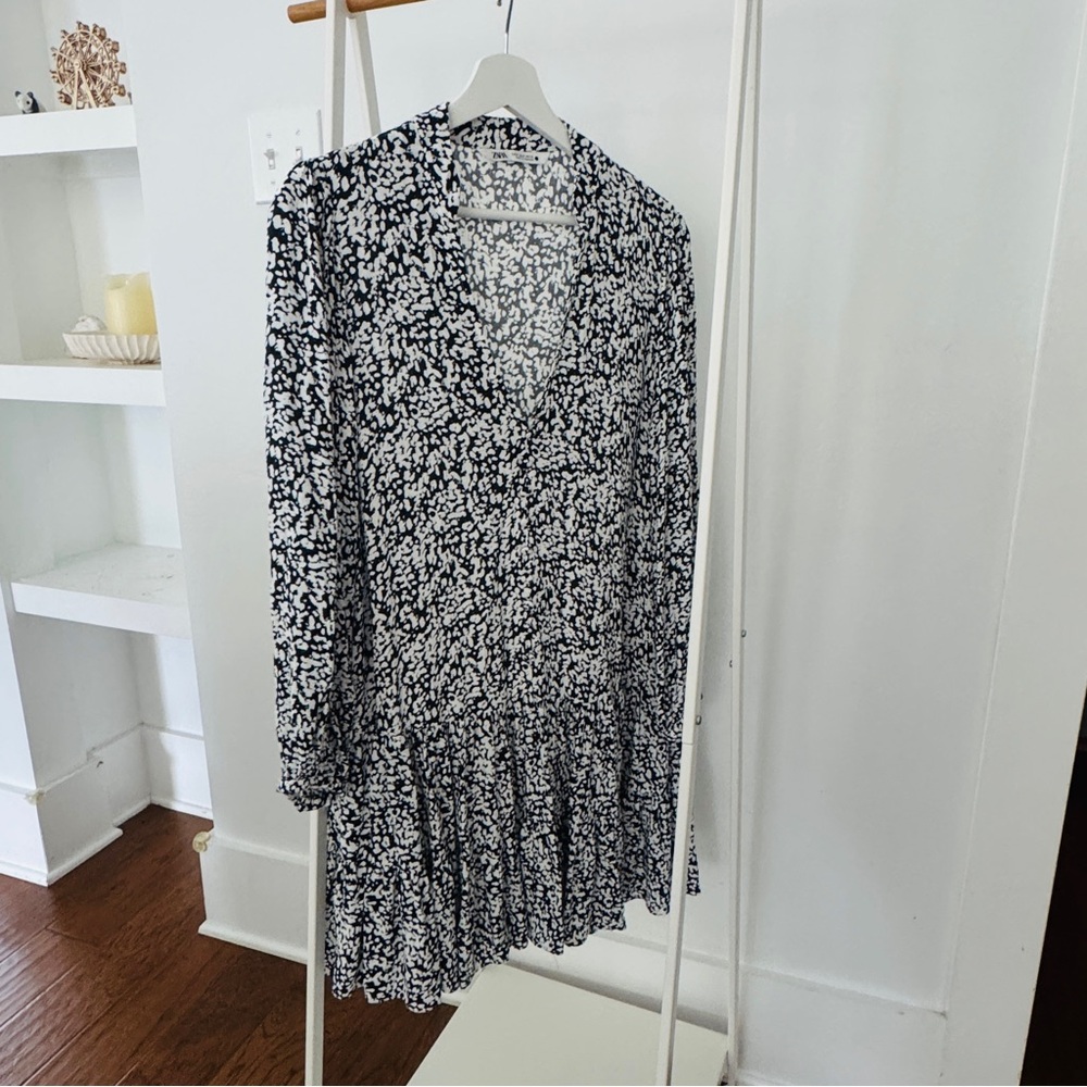 Zara Monochrome Abstract Dress
